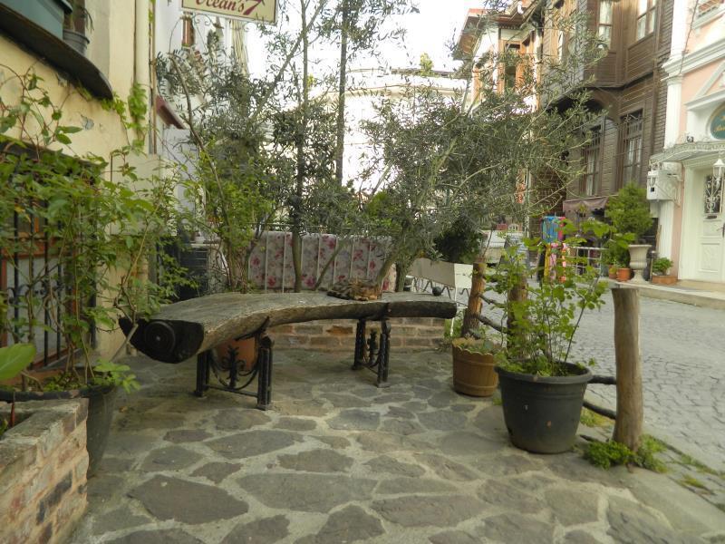 Apricot Hotel Istanbul Exterior photo